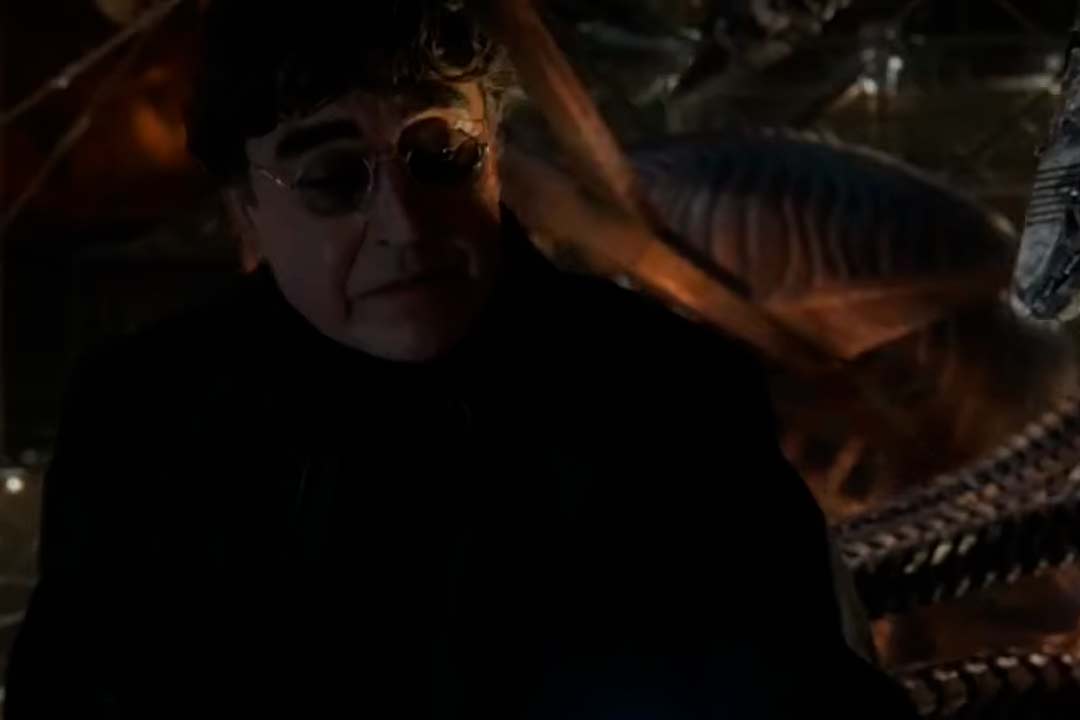 Alfred Molina