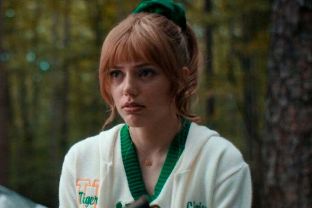 Grace Van Dien 