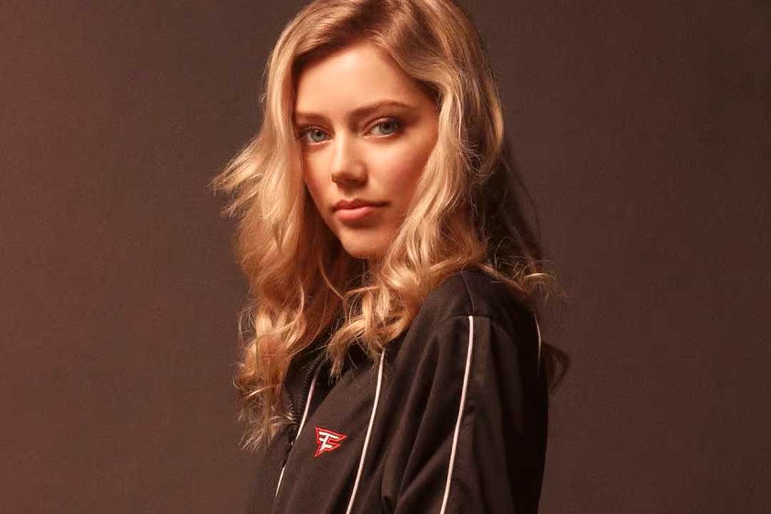 Grace Van Dien