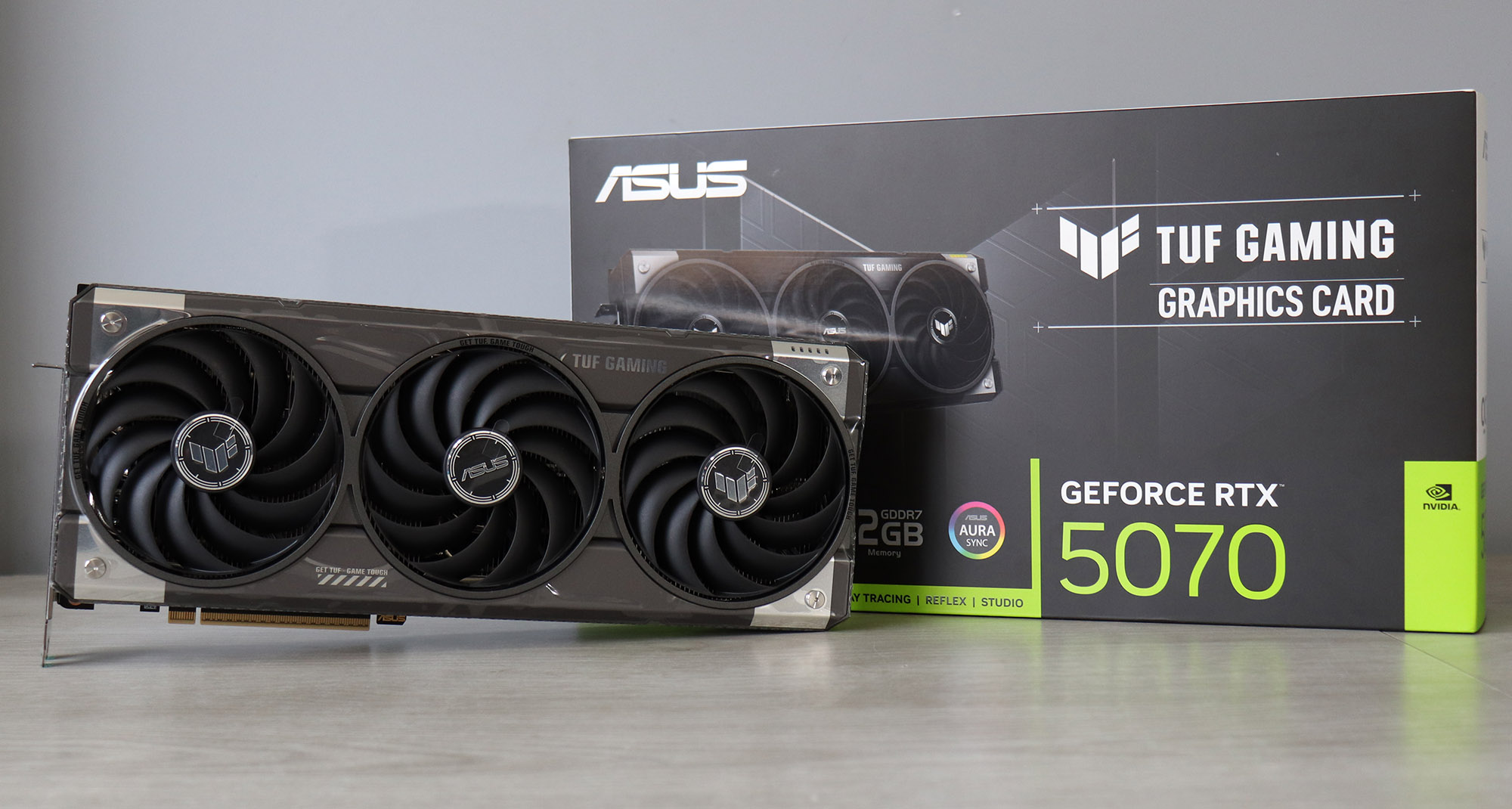 Imagen de ASUS TUF GAMING GEFORCE RTX 5070 – REVIEW